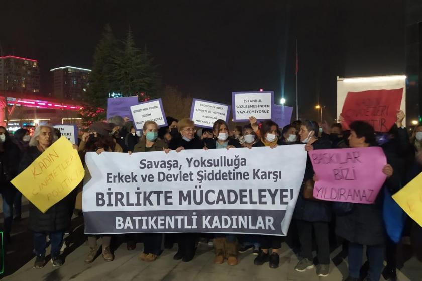 Batıkentte bir araya gelen kadınlar