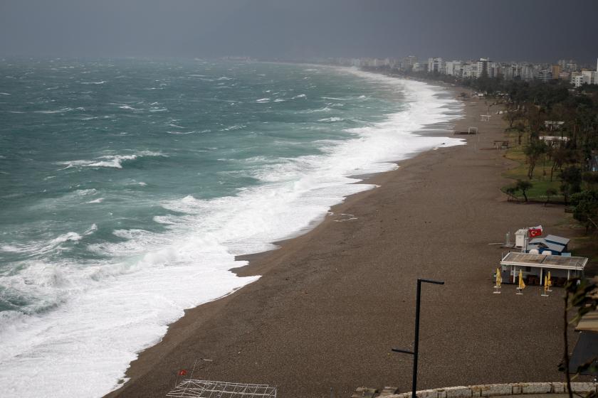 Antalya ve ilçeleri için aşırı yağış uyarısı yapıldı