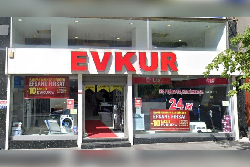 Evkur;'da işten atma ve mobbing iddiaları