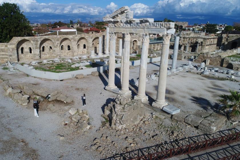 Antalya Side'de arkeolojik kazı görüntüleri