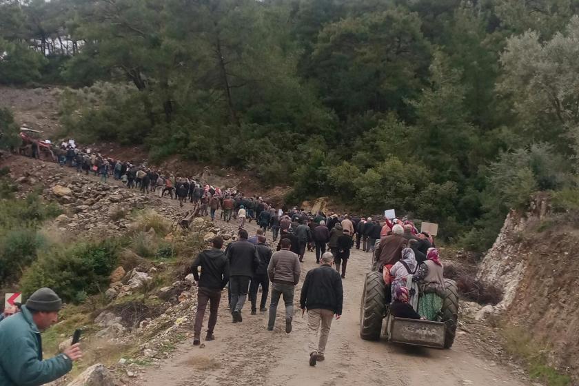 Germencik Dağyeni köylülerinin maden sondaj alanlarına yürüyüşü