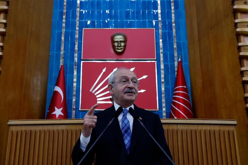 Kemal Kılıçdaroğlu kürsüde