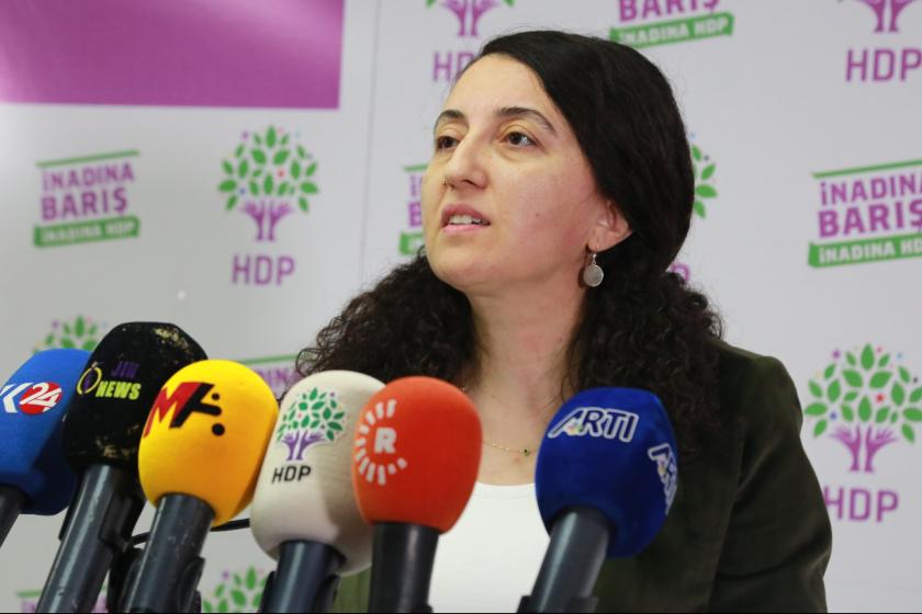 Ebru Günay