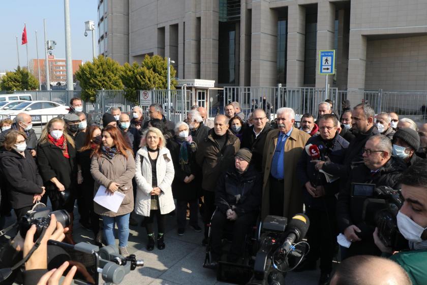 Alevi örgütleri: Cemevleri ibadethane olana kadar faturaları ödemiyoruz