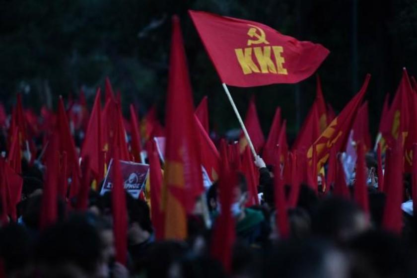 KKE bayrağı