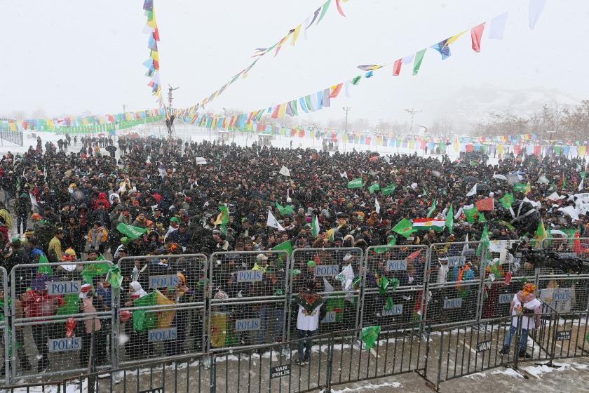 Van ve bazı bölge kentlerinde Newroz coşkusu