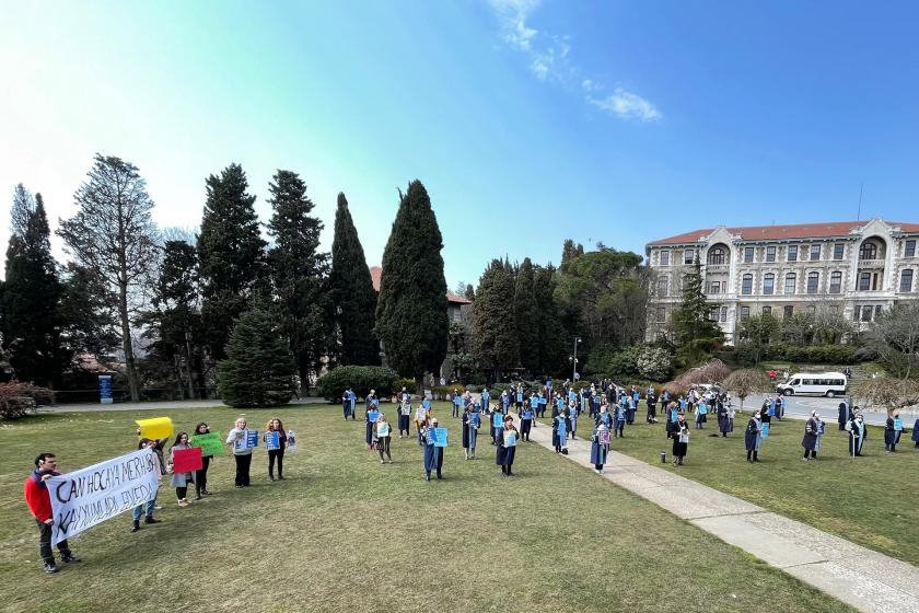 Boğaziçi Üniversitesi Akademisyenleri: Üniversitedeki gayrimeşru uygulamalar bir an önce sona ermeli