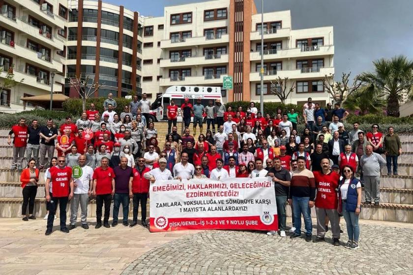 Sosyal yaşam merkezi işçilerinin 1 Mayıs kutlaması