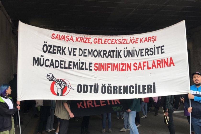 ODTÜ öğrencileri 1 Mayıs korteji