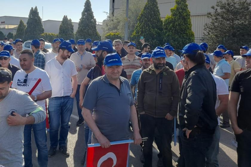 Hakları için greve çıkan Gebze Neşe Plastik işçileri