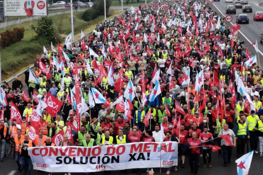 İspanya'da greve çıkan metal işçileri