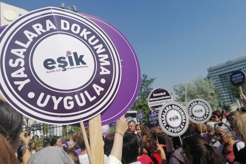 eşik, istanbul sözleşmesi yazılı döviz