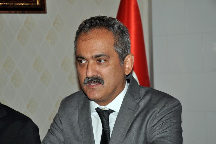 Mahmut Özer