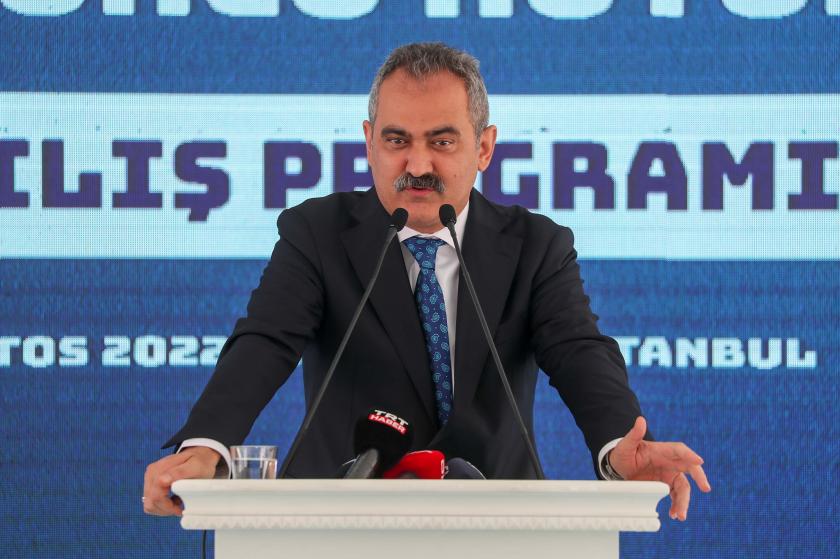 Mahmut Özer