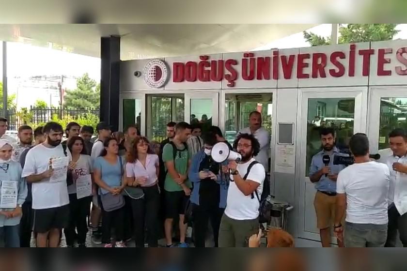 Doğuş Üniversitesi öğrencileri