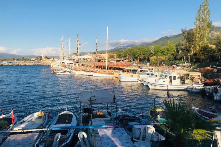 Kuşadası Güzelçamlı yat limanı 