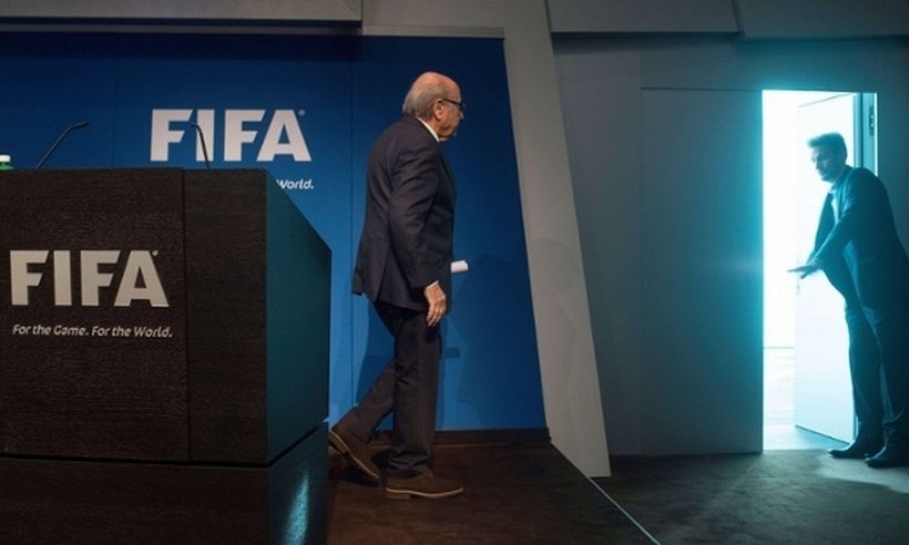 Sepp Blatter FIFA başkanlığını bırakıyor