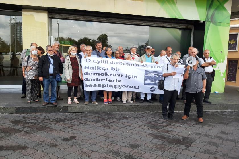 12 Eylül'ün 42'nci yıl dönümünde darbeler ve tek adam yönetimi protesto edildi