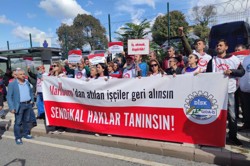 Marlboro işçileri İstanbul'da eylem yaptı