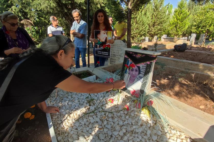 10 Ekim Katliamı'nda hayatını kaybedenler Adana’da şiirler ve türkülerle anıldı