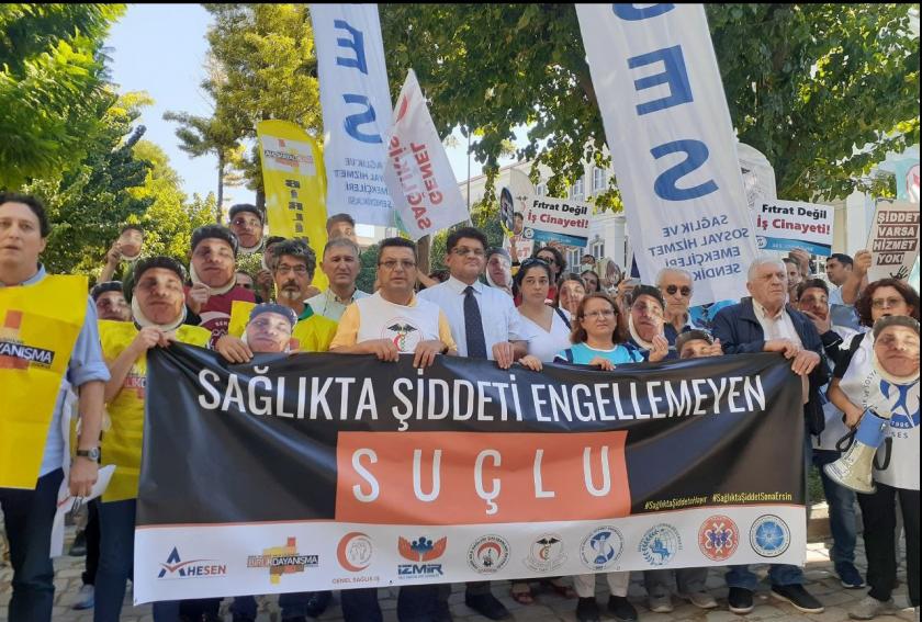 Sağlıkta şiddet protestosu