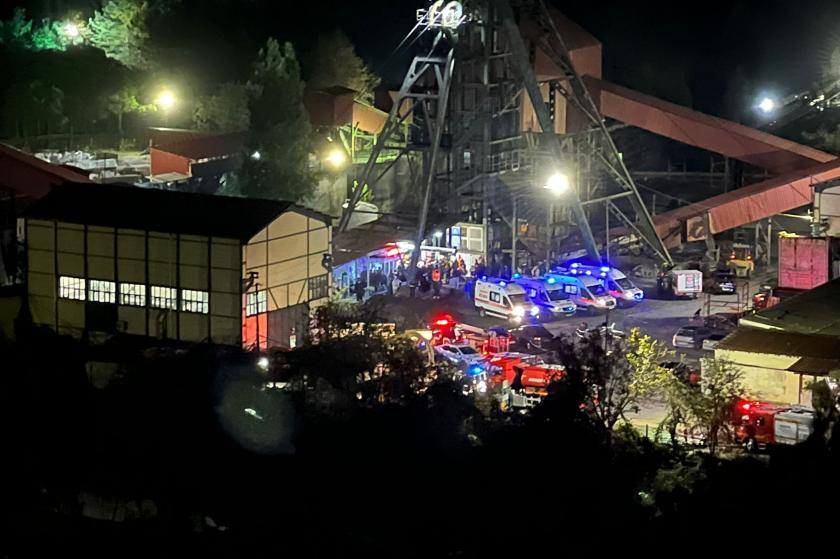 ambulans ve itfaiye araçları, maden sahası