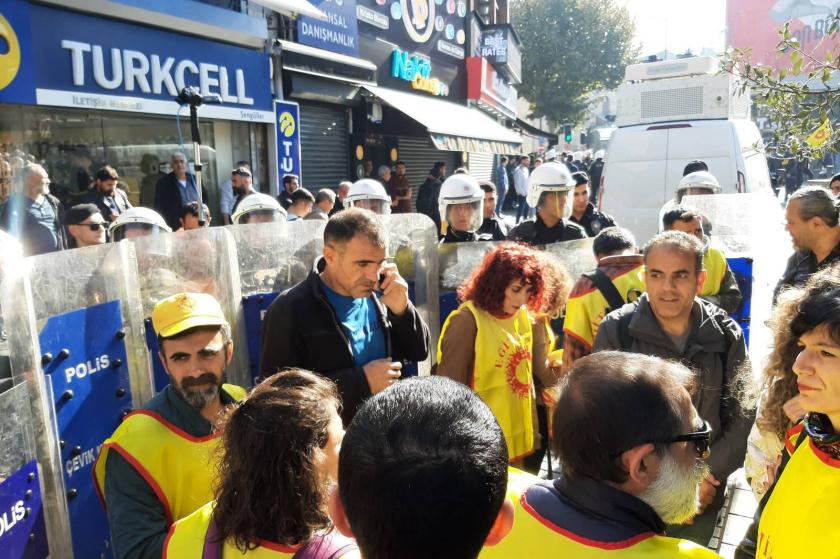 İstanbul İl milli eğitim yolunda barikat