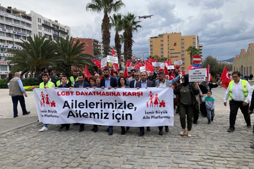 İzmir’de meydanlar nefret diline açıldı