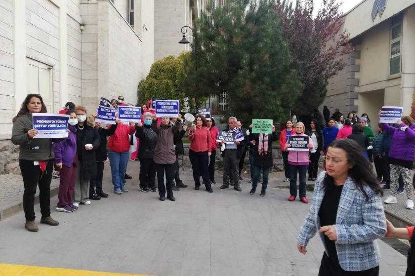 Hacettepeli sağlık emekçileri promosyon açıklaması yaptı.