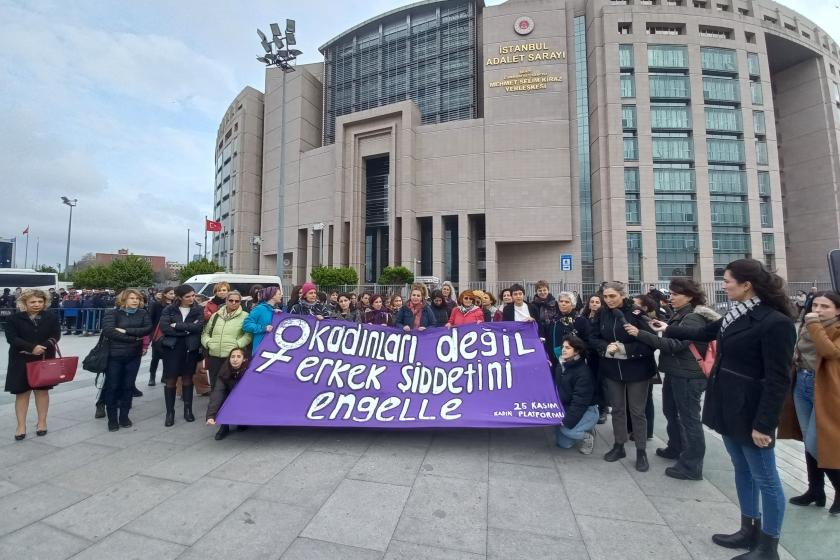 25 Kasım Kadın Platformu’ndan suç duyurusu: Polis şiddetine sessiz kalmıyoruz.