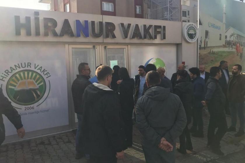 İBB Hiranur Vakfı'nın binasını mühürledi