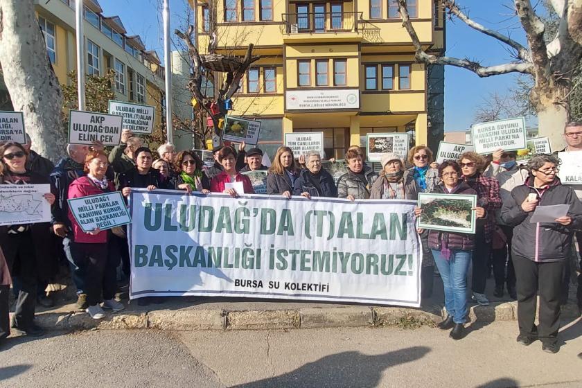 Uludağ Alan Başkanlığı kanun teklifine tepki gösteren Bursa Su Kolektifi üyeleri