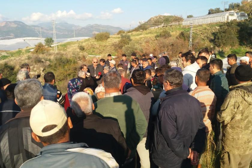 Anamur’ta bulunan ünlü Mamure Kalesi’nin bulunduğu alanı da kapsayan bölgede jeotermal kaynak arama ruhsatı verilmesine yöre halkı tepki gösterdi