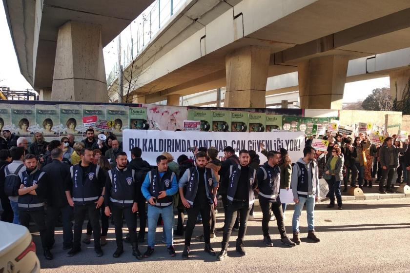 Kadıköy Kent İnisiyatifi Söğütlüçeşme’deki AVM projesini protesto etti