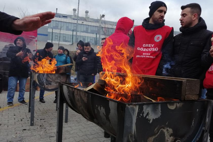 eylem yapan işçiler