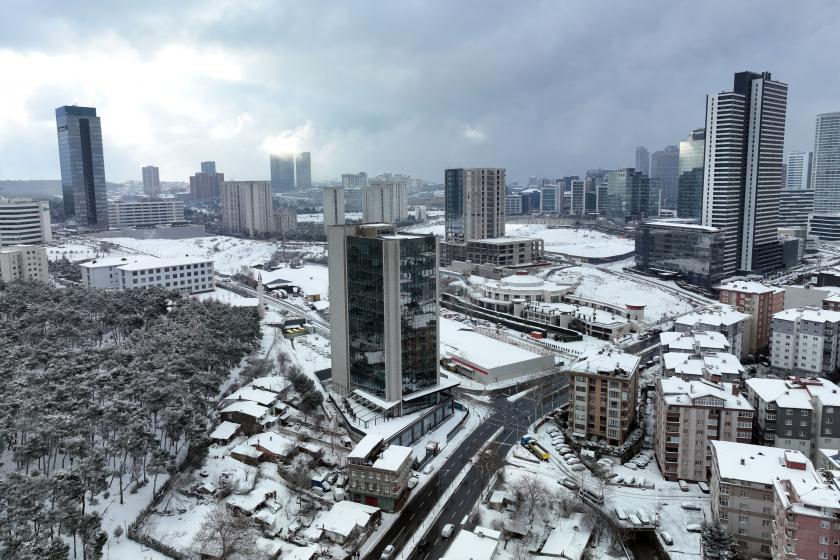 İstanbul'da kar etkili oldu