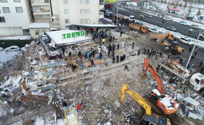 Malatya'da depremin ardından oluşan enkaz