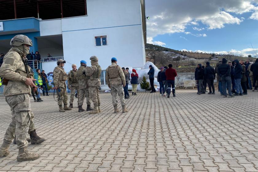 Pazarcık'taki köyevine jandarma müdahalesi.