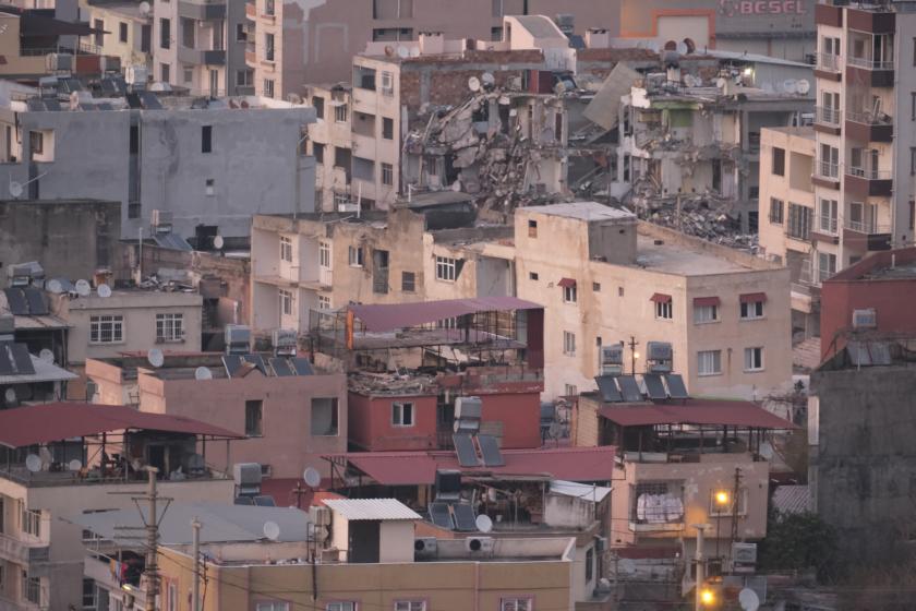 depremden sonra iskenderundan bir görüntü