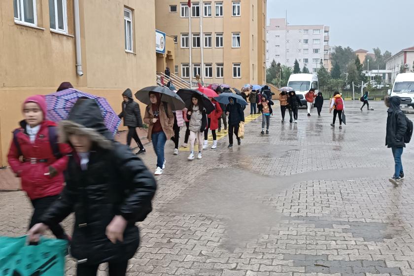 Silopi’de sağanak hayatı olumsuz etkiledi; eğitime 1 gün ara verildi