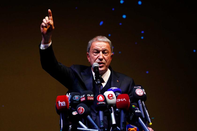 Hulusi Akar, AKP Kayseri milletvekili aday tanıtım toplantısında konuşurken