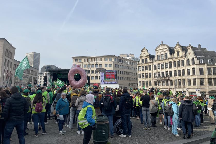 Belçika'da öğretmenler greve gitti, eğitim sistemini protesto etti