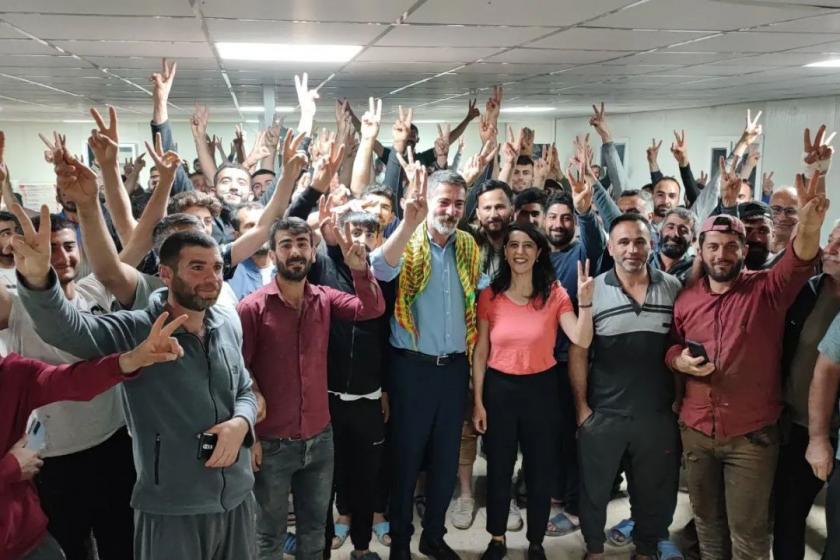 Yeşil Sol Parti Gaziantep adayları TOKİ işçileriyle 