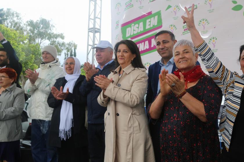 Pervin Buldan ve adaylar Antalya Mitinginde