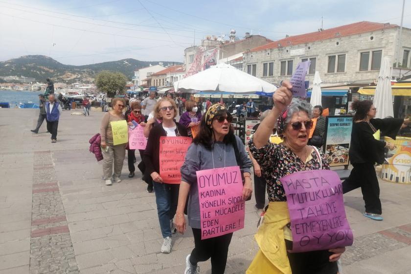 Foça Barış Kadınları: Oyumuz eşitlikçi, laik, kazanılmış haklarımızı savunacak partilere