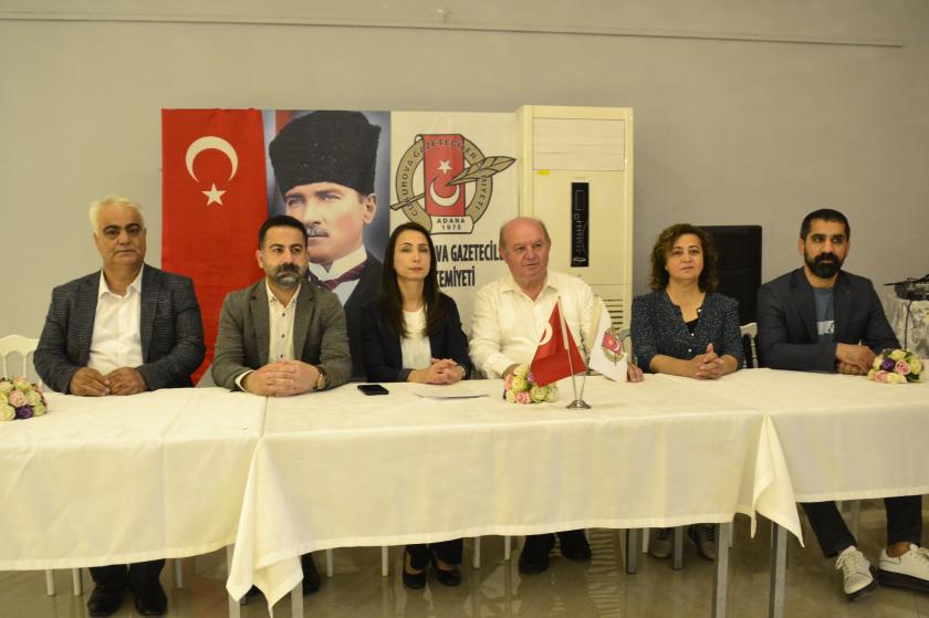 yeşil sol parti adana milletvekili tülay hatimoğulları