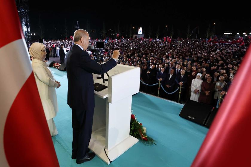 Erdoğan'ın saraydaki balkon konuşması