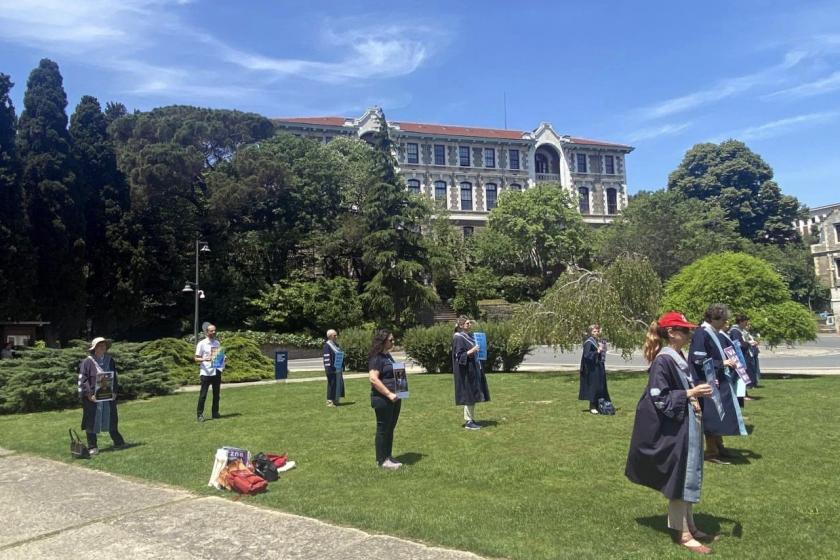 Boğaziçi Üniversitesi akademisyenleri eylem yaptı