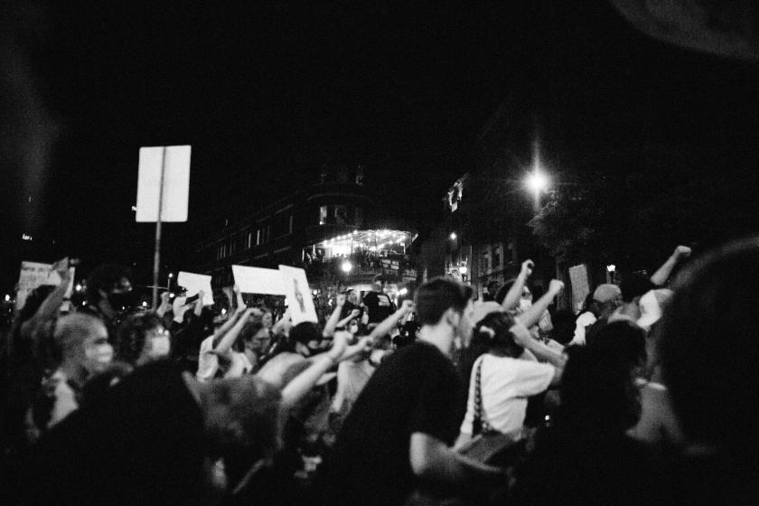 protesto eden insanlar