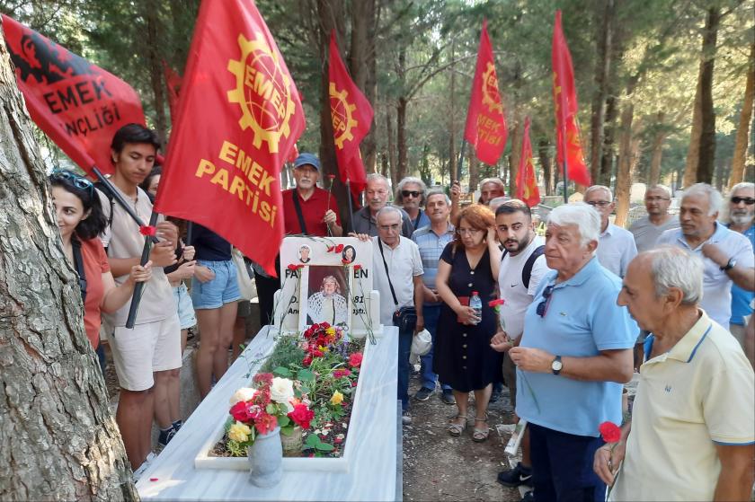 Partili Fatma Gençay Buca’da mezarı başında anıldı